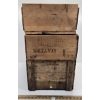 Image 2 : LOT OF 3 - SALADA TEA AND FRUIT CRATES 