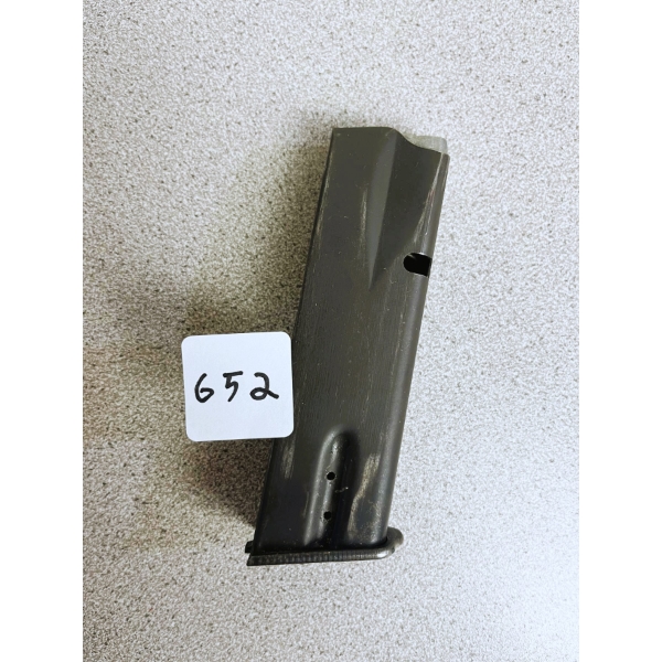 BROWNING HI-POWER MAGAZINE IN 9 MM - PAL REQD