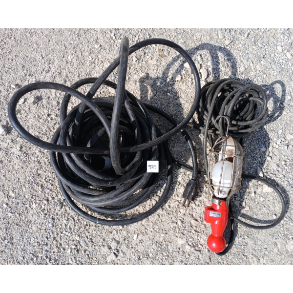 LOT OF 2 - CORDED WORK LIGHT & EXTENSION CORD - APPROX 20FT