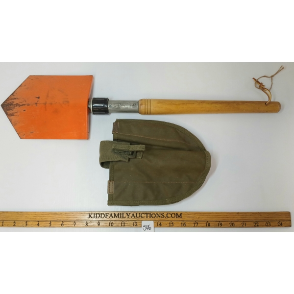1965 TRENCH SHOVEL W/ COVER