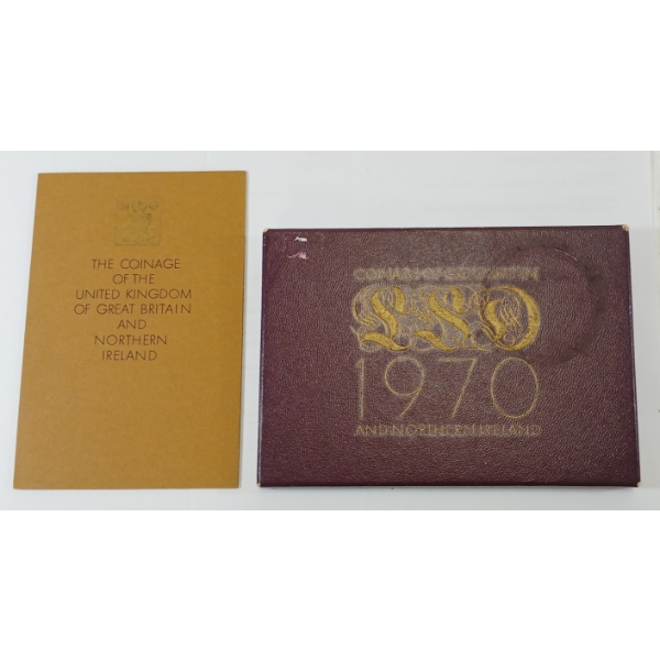 LOT OF 2 - PROOF & COIN SET - INCL QUEEN ELIZABETH & COINAGE OF GREAT BRITAIN