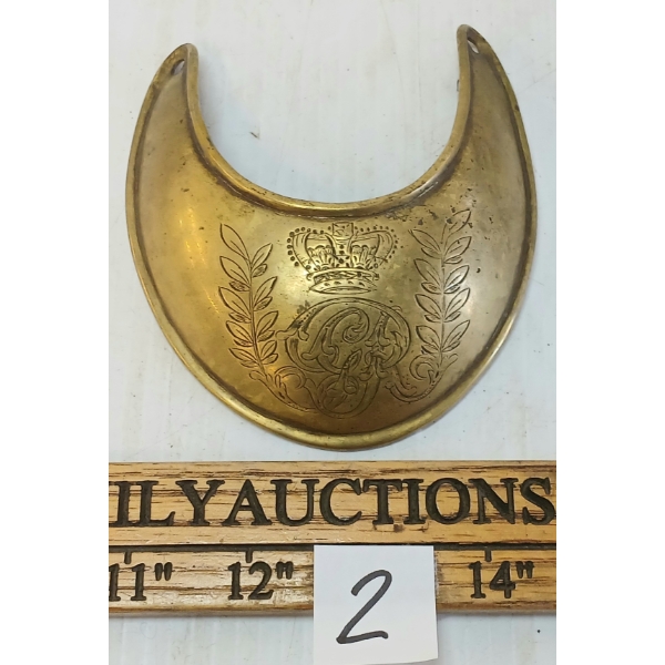 BRITISH GEORGIAN III OFFICER'S GORGET