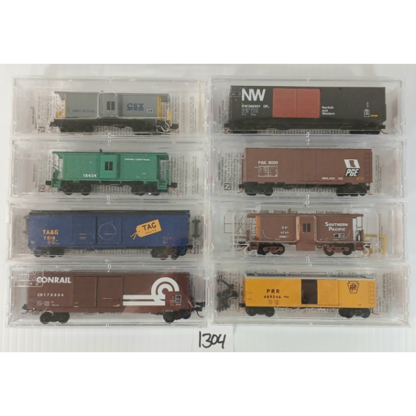 LOT OF 8 - MICRO TRAINS - CONRAIL, NORFOLK & WESTERN, PACIFIC GREAT EASTERN, ETC