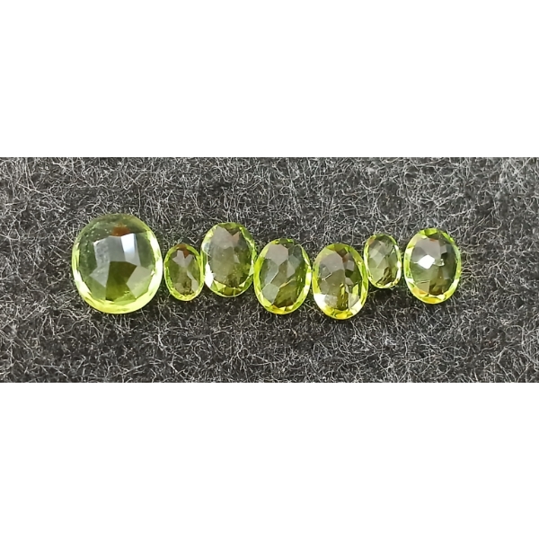 LOT OF 7 - OVAL MIXED CUT LOOSE NATURAL HIMALAYAN PERIDOTS ($9,200 APPRAISAL)