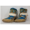 Image 4 : PAIR OF EMBROIDERED FELT LINED MUKLUKS W/ WHITE RABBIT TRIM