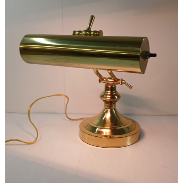 BRASS PIANO LAMP