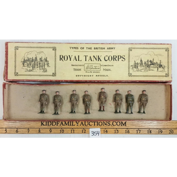 BRITAINS SOLDIERS LEAD FIGURES - NO. 1250 ROYAL TANK CORPS