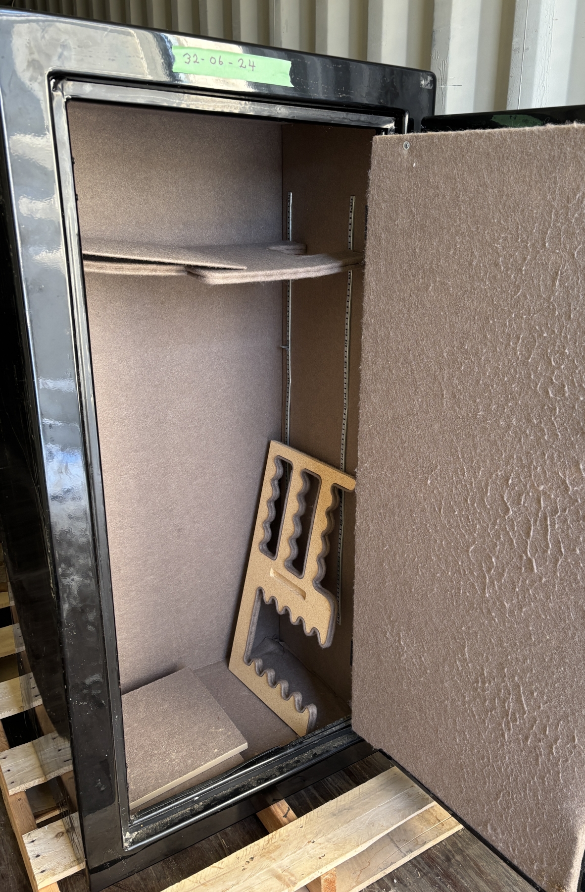 Timber Ridge Safe Keys TIMBER RIDGE BY LIBERTY GUN SAFE W/ COMBO