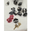 Image 2 : JOB LOT - HYSKORE RIFLE SIGHT IN VISE, NOISE CANCELING HEADPHONES, GUN SOCKS, ETC