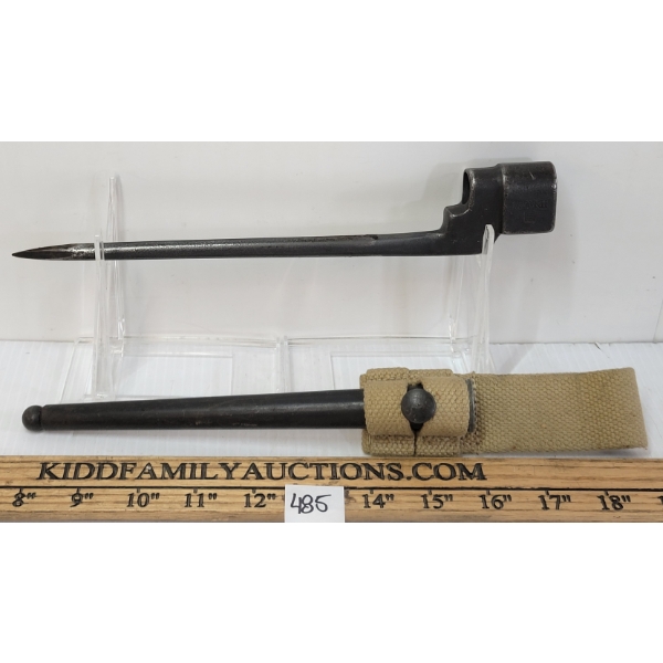LEE ENFIELD NO. 4 MK II SPIKE BAYONET W/ SCABBARD & FROG