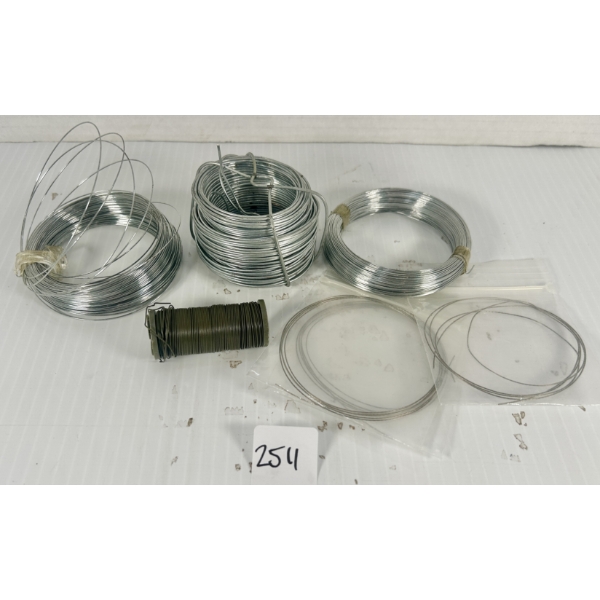 QTY OF SNARE / TRAPPING WIRE