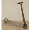 Image 2 : VINTAGE METAL SCOOTER W/ KICK-STAND