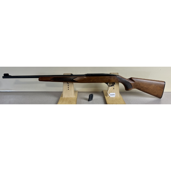 WINCHESTER MODEL 490 IN .22 LR 