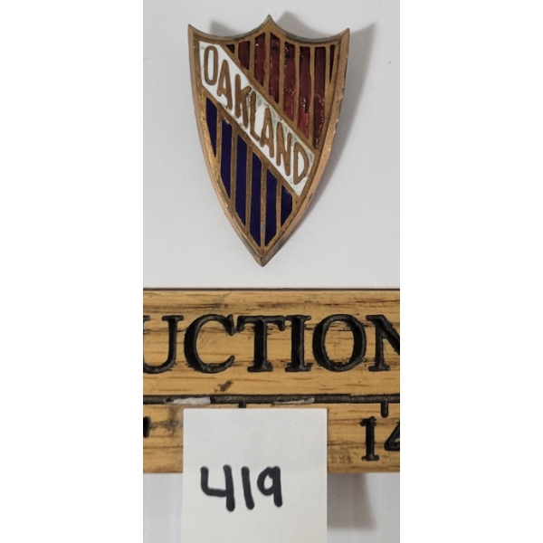 OAKLAND RAD BADGE