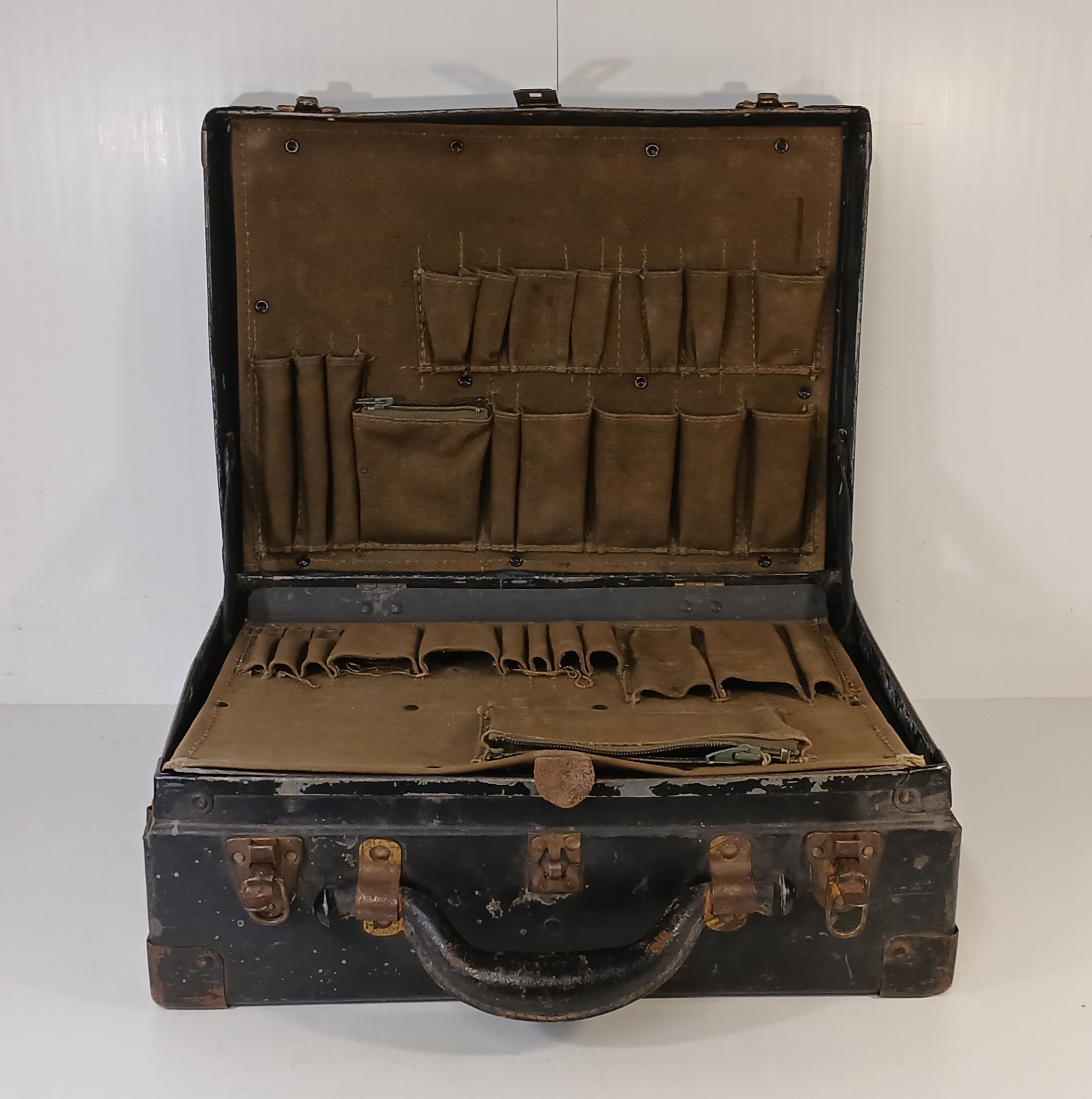 BELL SYSTEM B LINEMAN'S TOOL CASE