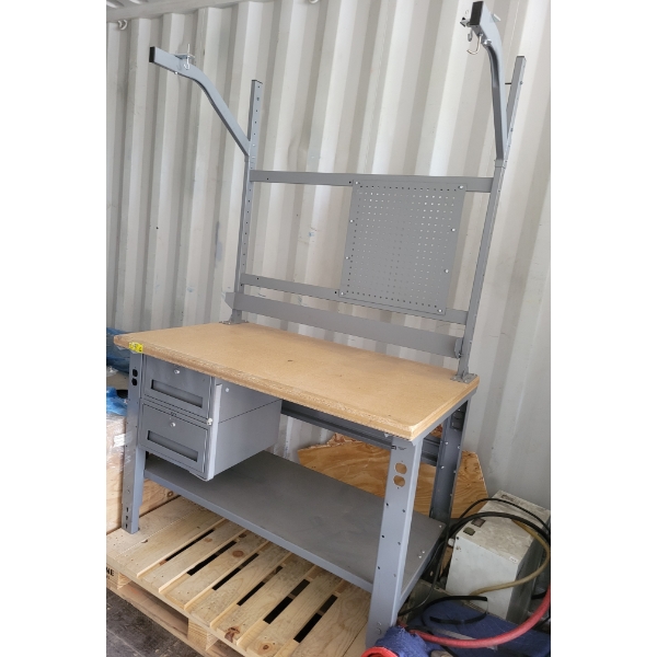 ULINE WORK BENCH 