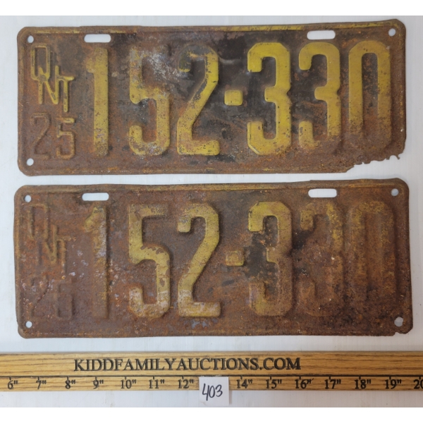 PAIR OF 1925 ONTARIO LICENCE PLATES