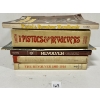 Image 1 : LOT OF 6 - PISTOL & REVOVLERS REFERENCE BOOKS