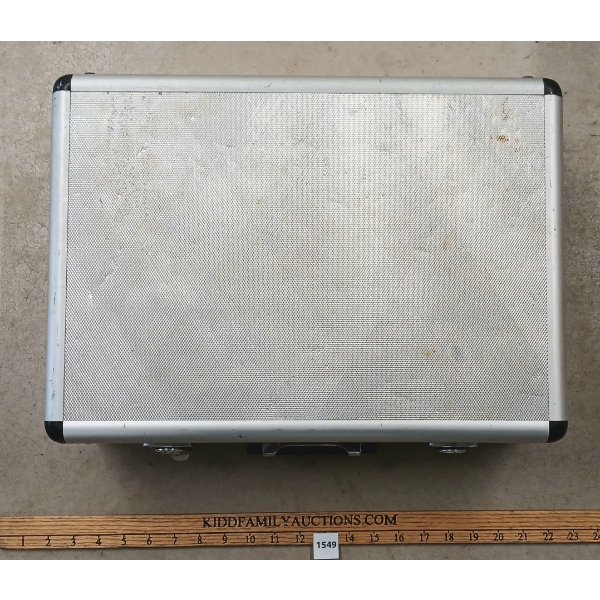 HARD HANDGUN CASE - KEY LOCK