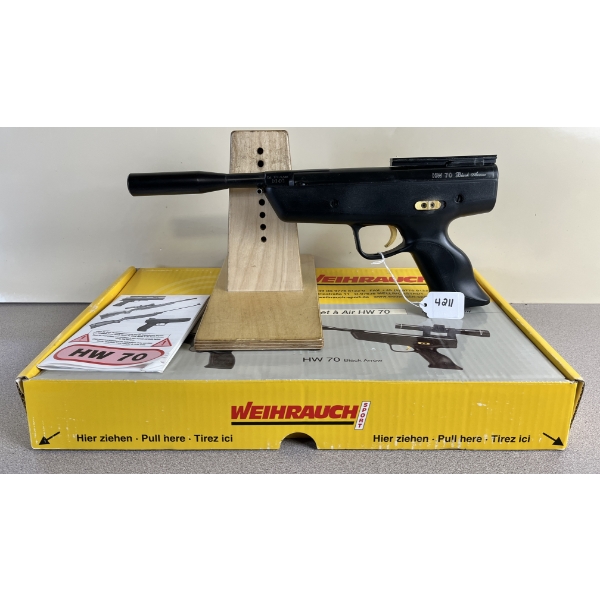 WEIHRAUCH HW70 BLACK ARROW IN .177 PELLET NO PAL REQUIRED 
