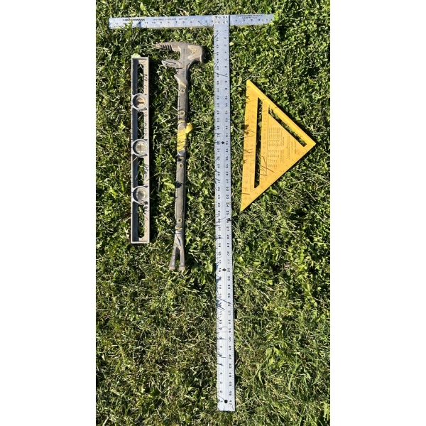 LOT OF 4 - FAT MAX WRECKING BAR, 4 FT SQ, LEVEL, ETC