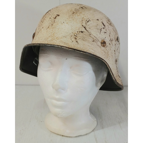 WWII GERMAN WAFFEN-SS STAHLHELM W/ LINER