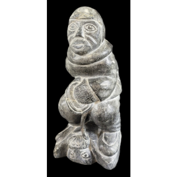 MAN HUNTING WALRUS BY ISA AUPALUKTA (PRS CDN ARTIST) - STONE