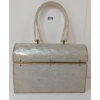 Image 4 : LUCITE BOX PURSE