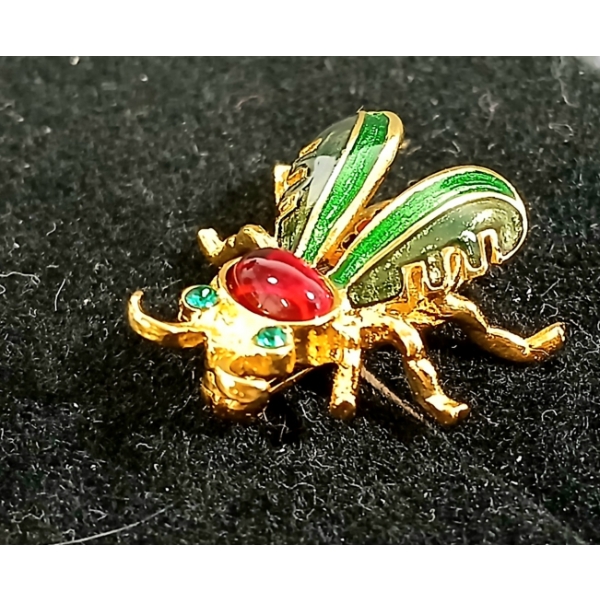 JOAN RIVERS CLASSIC COLLECTION BEE BROOCH