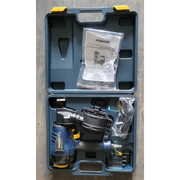 MASTERCRAFT AIR POWERED COIL ROOFING NAILER W/ CASE