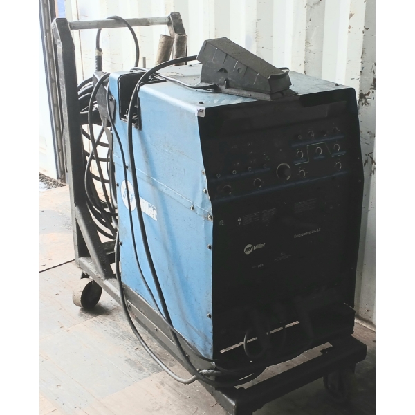 MILLER SYNCROWAVE 350LX TIG WELDER W/ FOOT CONTROL