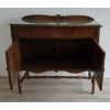 Image 2 : H. KRUG FURNITURE CO. TIGER OAK BUFFET W/ GLASS TOP