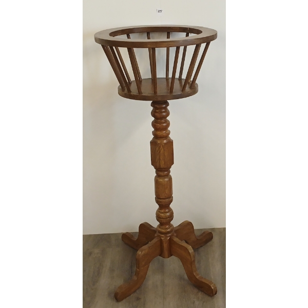 VINTAGE FERN STAND