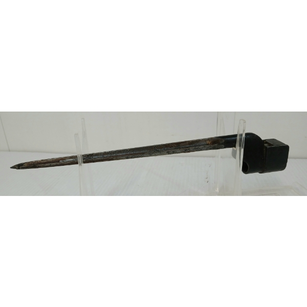 LEE ENFIELD NO. 4 MK II SPIKE BAYONET W/ SCABBARD