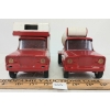 Image 3 : LOT OF 2 - TONKA PRESSED STEEL JEEP CAMPER & CEMENT TRUCK
