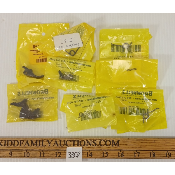 QTY OF MISC H&R SINGLE SHOT RIFLE PARTS
