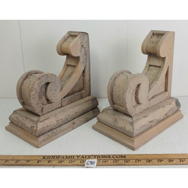 LOT OF 2 - PAINTED CORBELS