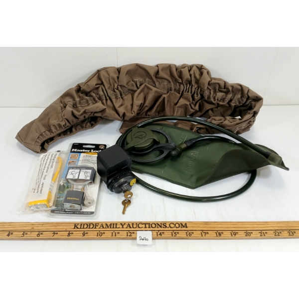 LOT OF 5 - SOLOHUNTER SOFT GUN CASE, GUN LOCKS & REDHEAD 32OZ WATER BLADDER
