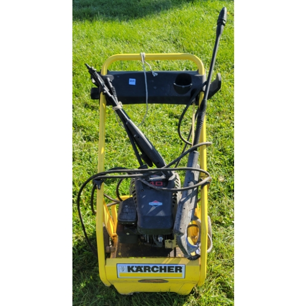 KARCHER GAS POWERED POWER WASHER - 3K PSI