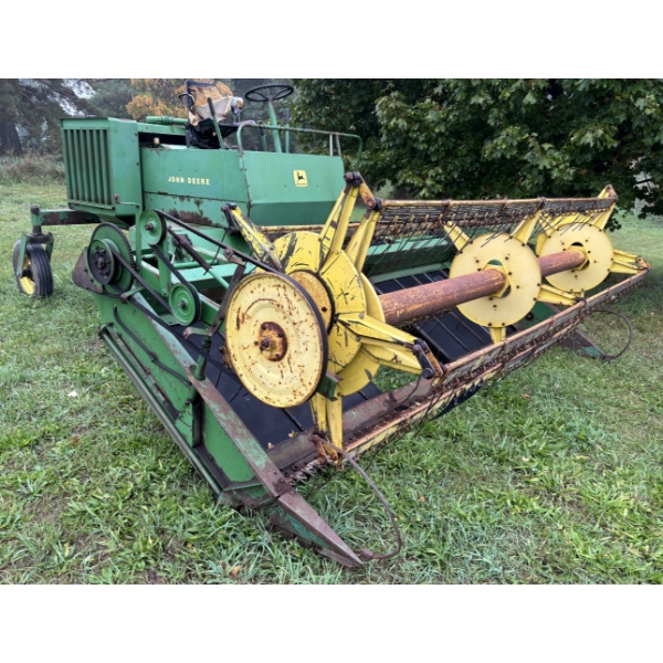 JOHN DEERE SWATHER MODEL 800 - 12 FOOT HEADER