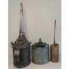 Image 5 : LOT OF 3 - RAILROAD & GOLDEN-ROD OILERS & VINTAGE GAS CAN 