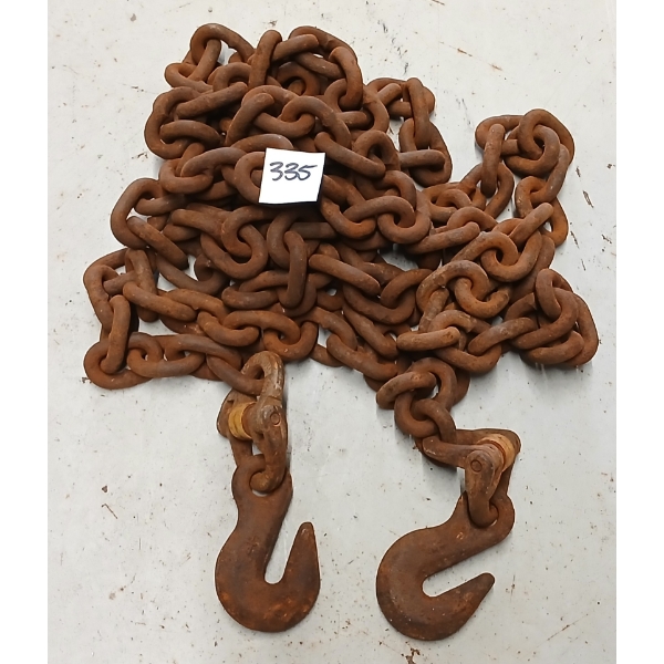 10FT CHAIN W/ HOOKS