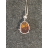 Image 5 : SIMULATED AMBER & STERLING SILVER PENDANT ON CHAIN