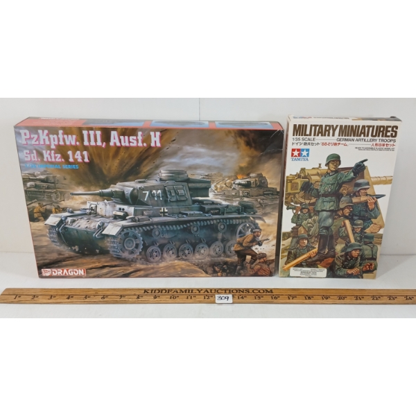 LOT OF 2 -  DRAGON & TAMIYA PZKPFW. III, AUSF. H & GERMAN ARTILLERY TROOPS MODEL KITS