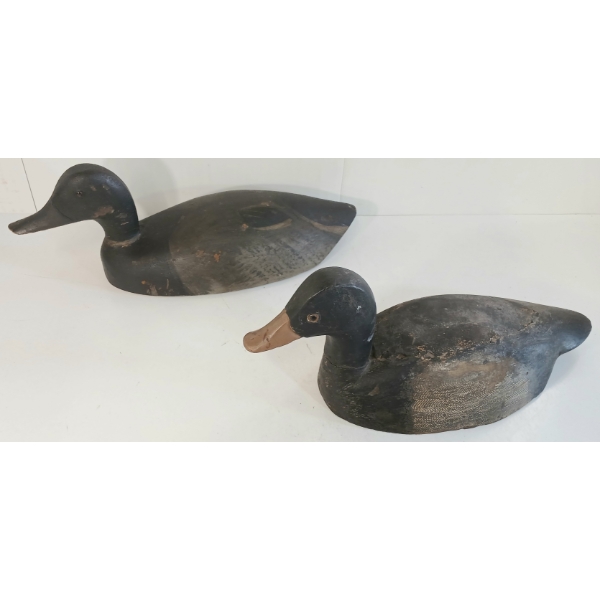 LOT OF 2 - VINTAGE DECOY DUCKS