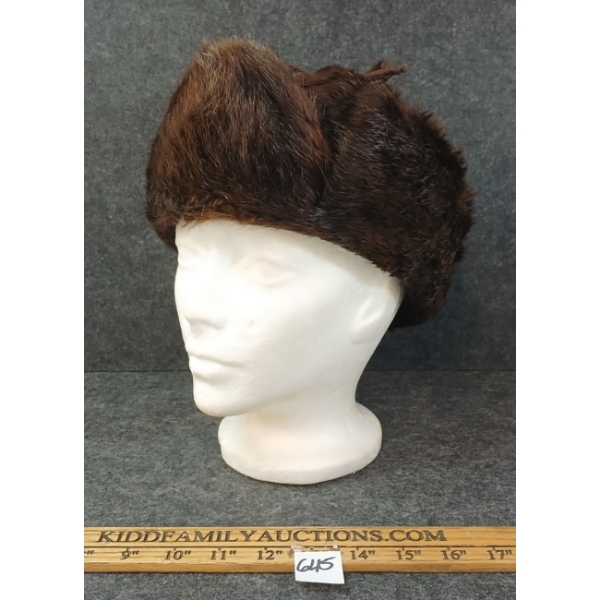 TRAPPER'S MUSCRAT FUR HAT - QUILT LINED & WOOL FELT