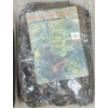 Image 2 : LOT OF 2 - MOSSYOAK SOFT BOW CASE & TREE LEAF CAMO SUIT