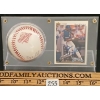 Image 1 : 1992 UDC MLB TORONTO BLUE JAYS DAVE WINFIELD CARD & BASEBALL - AUTOGRAPHED