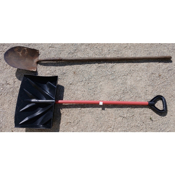 LOT OF 2 - GARDEN & SNOW SHOVELS