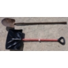 Image 1 : LOT OF 2 - GARDEN & SNOW SHOVELS